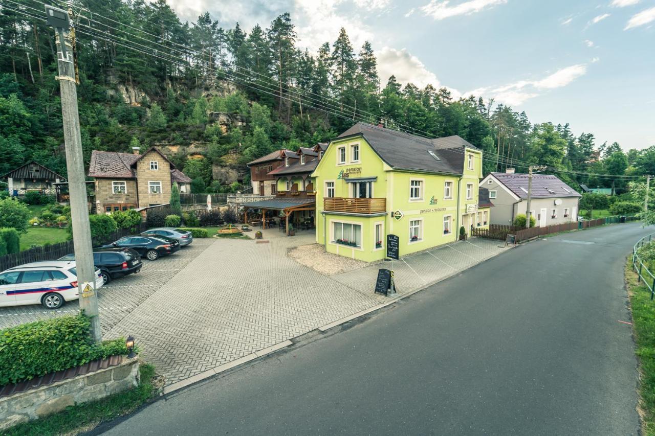 Pension Les Srbska Kamenice ภายนอก รูปภาพ