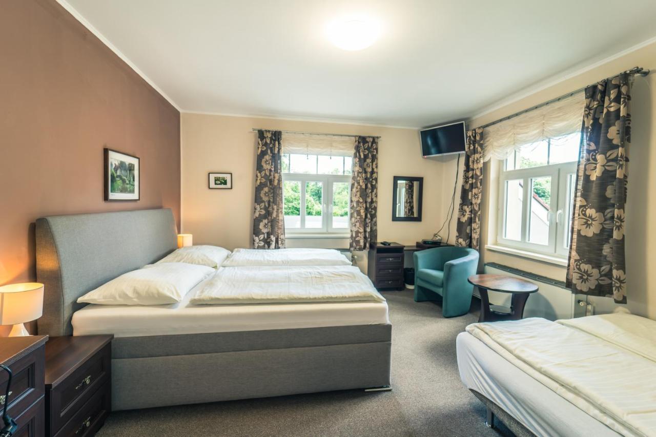 Pension Les Srbska Kamenice ภายนอก รูปภาพ