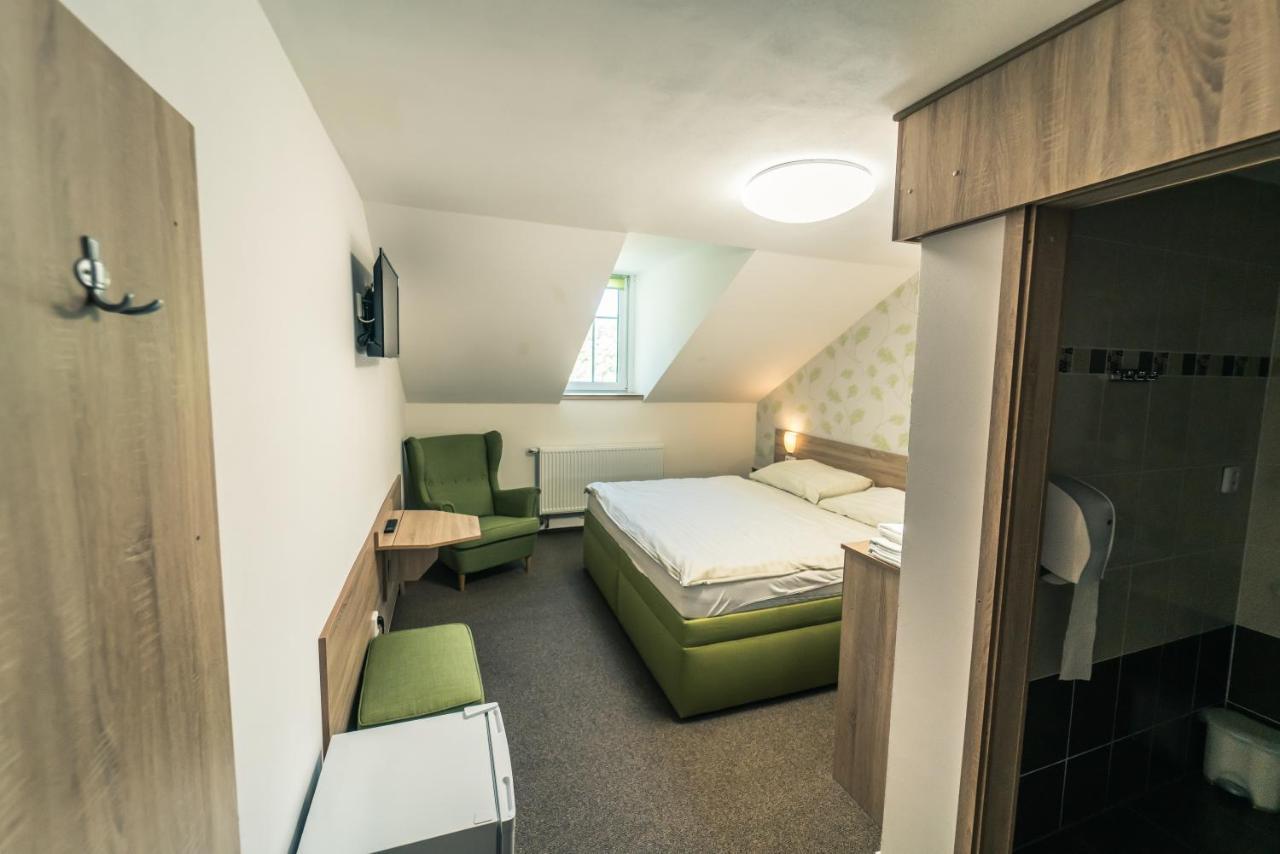 Pension Les Srbska Kamenice ภายนอก รูปภาพ
