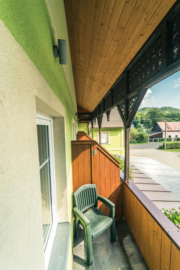Pension Les Srbska Kamenice ภายนอก รูปภาพ