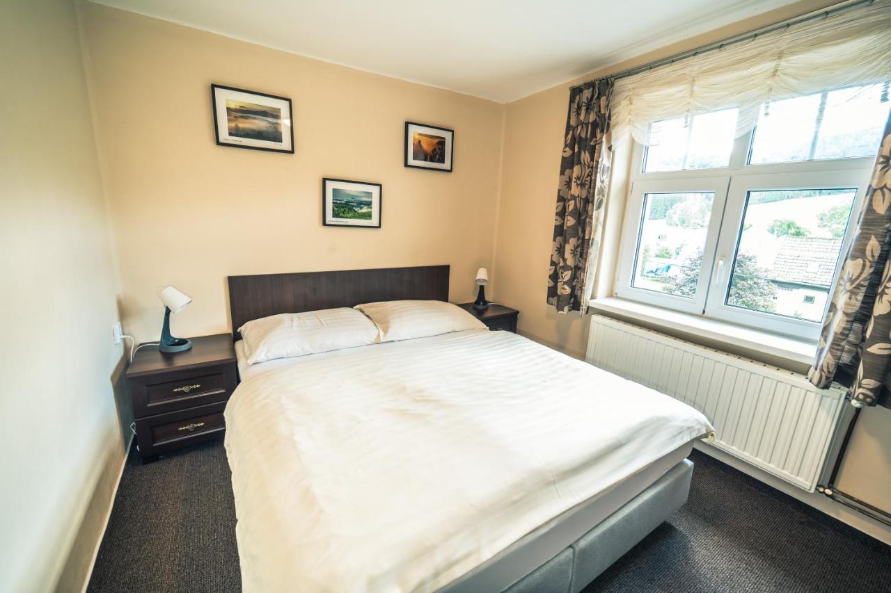 Pension Les Srbska Kamenice ภายนอก รูปภาพ